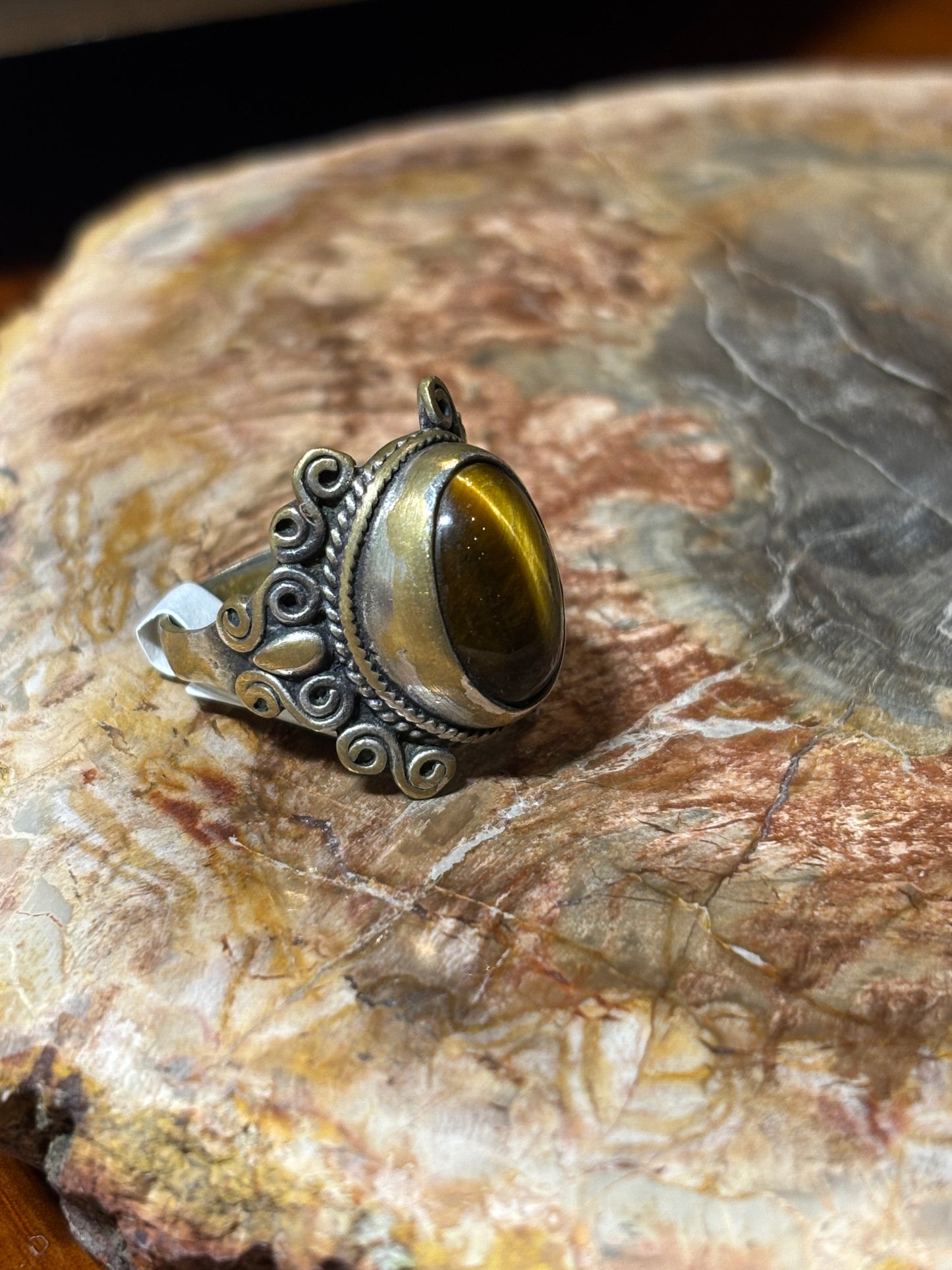 Tiger’s Eye Ring size 6.5