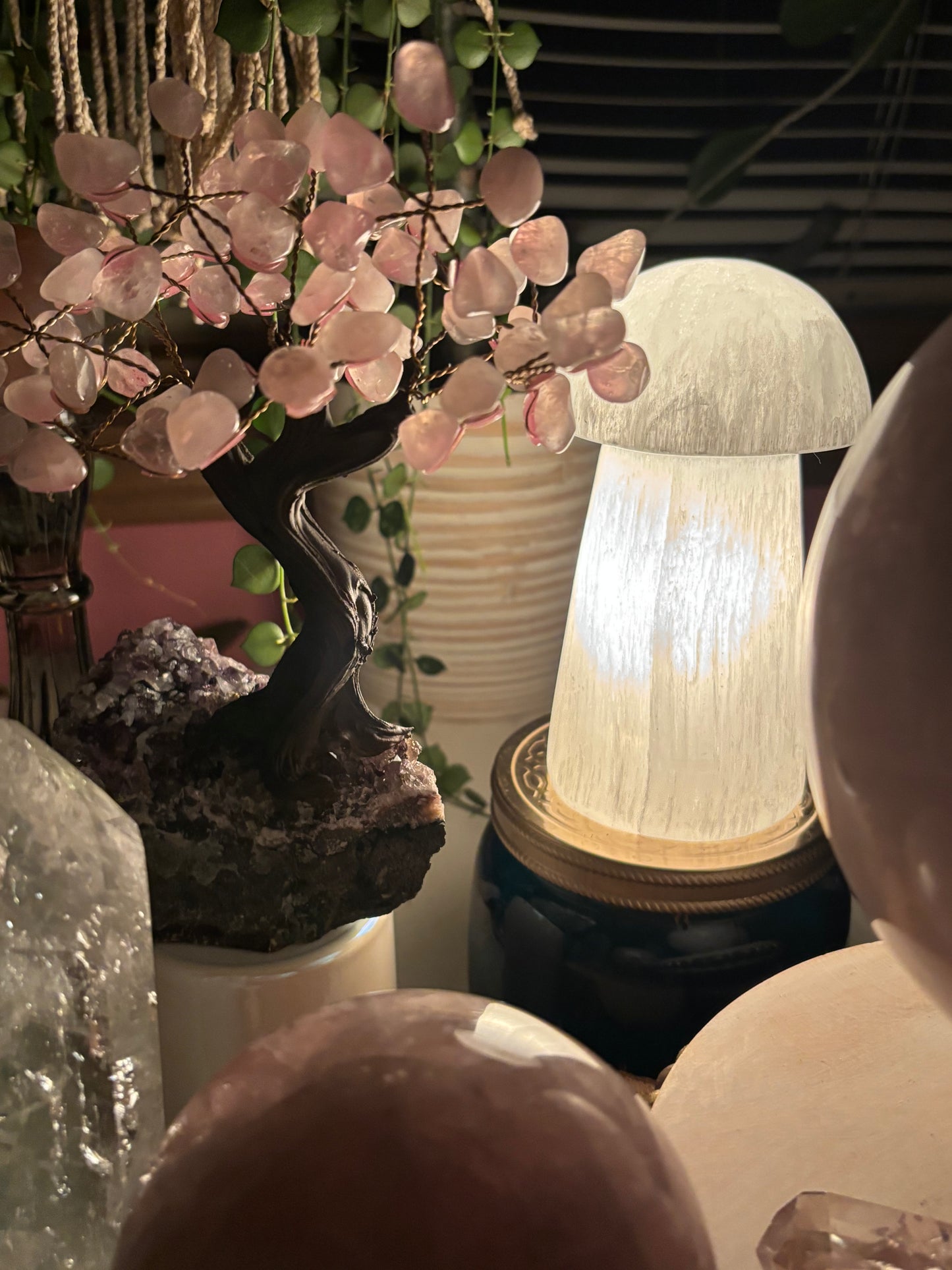 Selenite Mushroom - Lamp