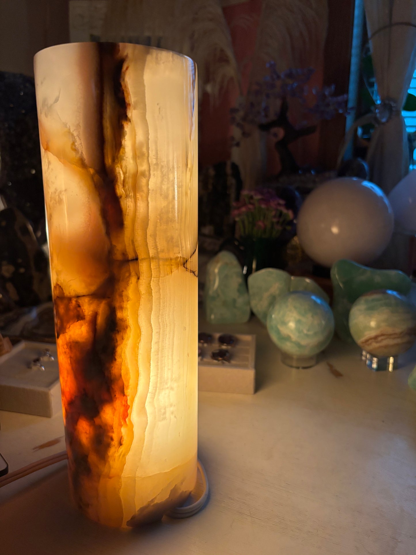 Onyx Energy Lamp
