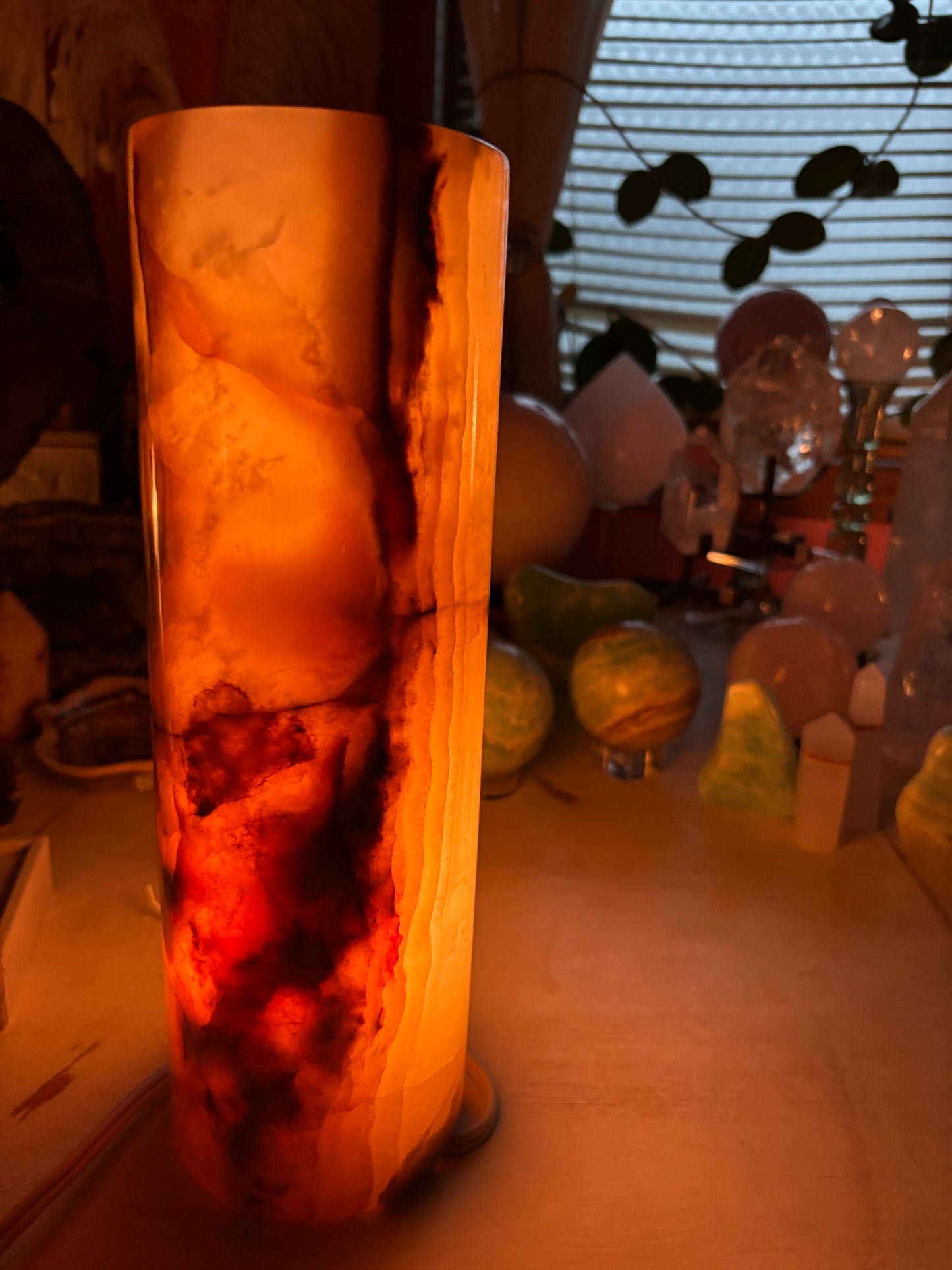 Onyx Energy Lamp