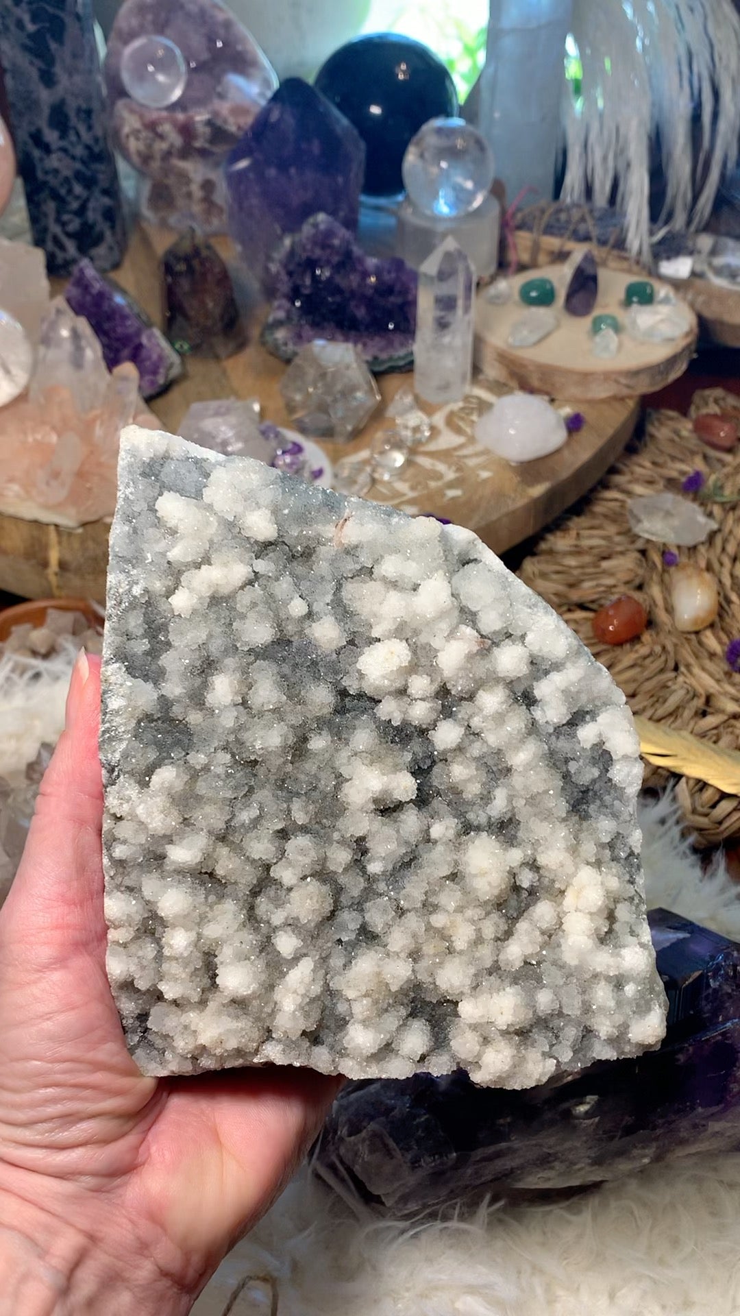 Druzy Apophyllite Chalcedony - Zeolite